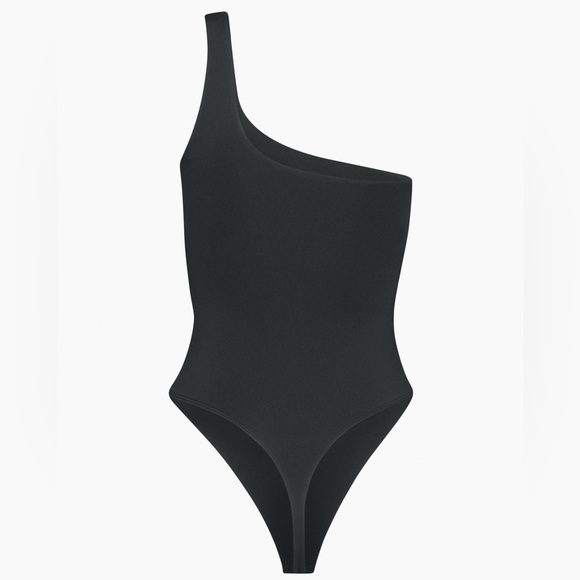 Babaton Contour One-Shoulder Bodysuit - Picture 4 of 10